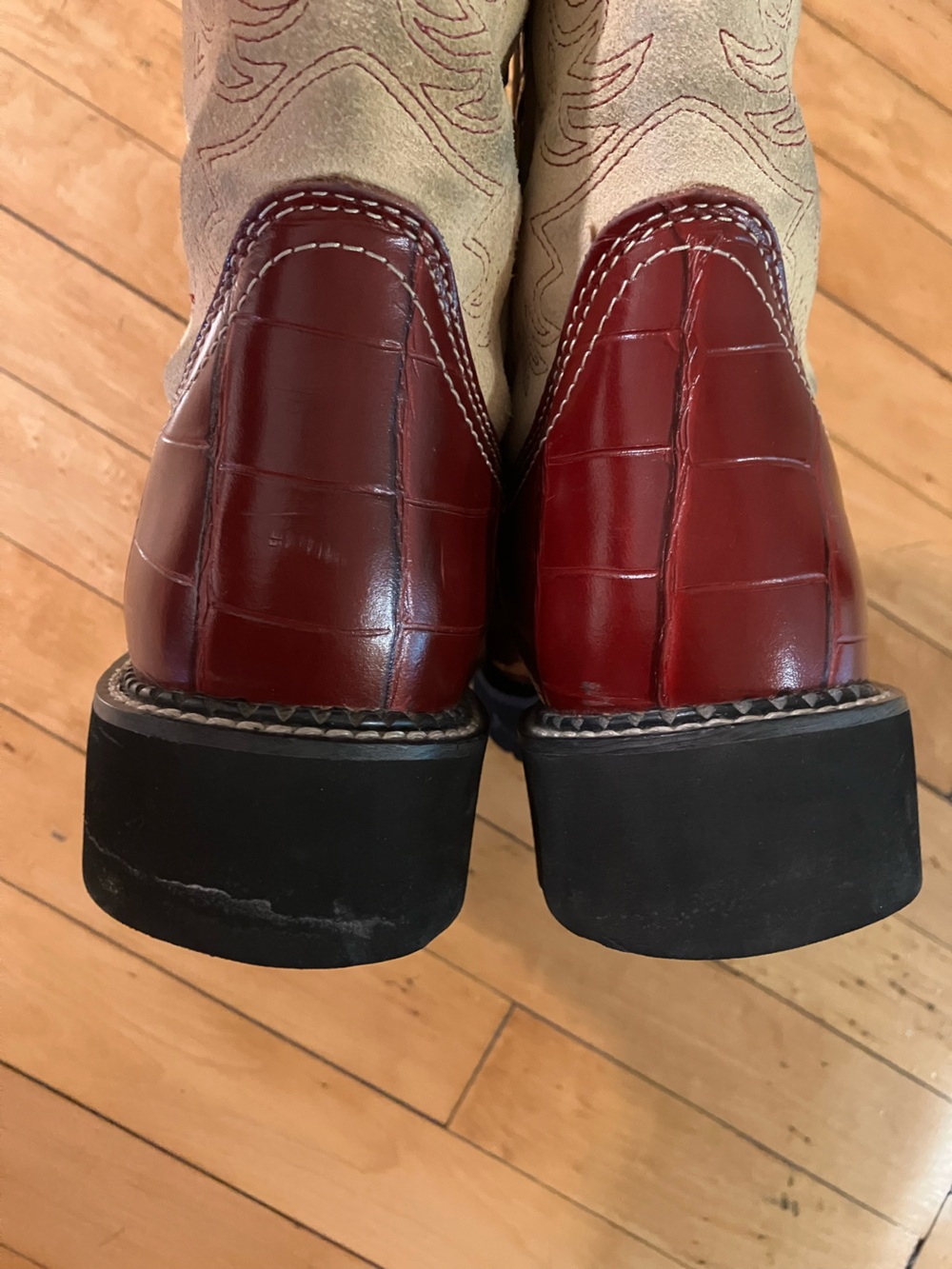 Ariat Fat Baby Cowgirl Boots in Red and Ivory Patent Leather Size 9B - Picture 7 of 12